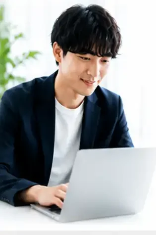 ノートPCで無料体験レッスンを受講する様子